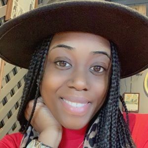 Meet your Posher, Gabrielle